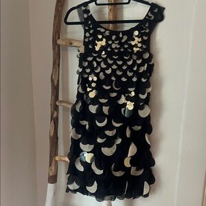 Paniz Elegant Ivory & Black Layered Circles & Paillettes Sleeveless Knit Dress S